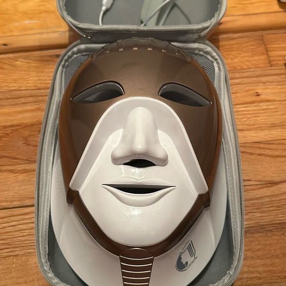 Cleopatra LED mask - Picture 2 of 6